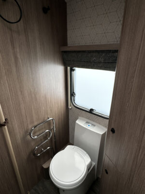 2025 Coachman Acadia 460 caravan